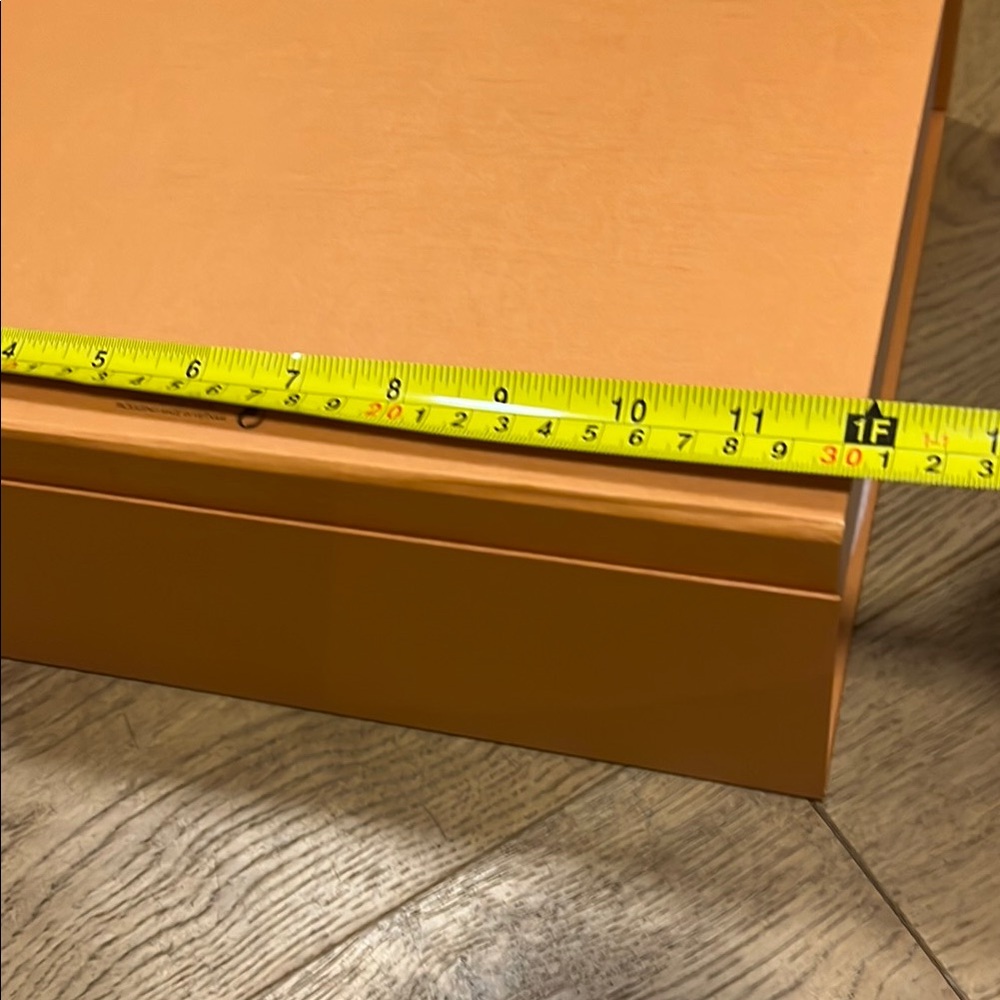 Louis Vuitton Orange Presentation Box with Black Logo - Picture 6 of 8